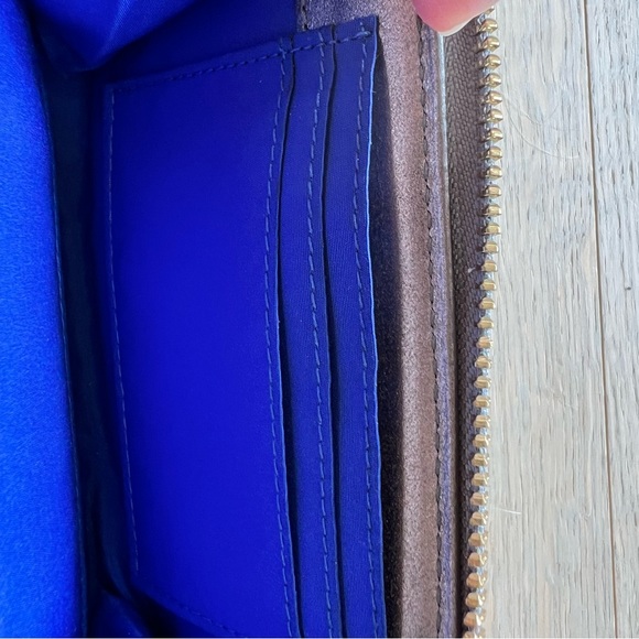 Cole Haan Metallic Bronze Leather Wristlet. perfect condition - Picture 6 of 7